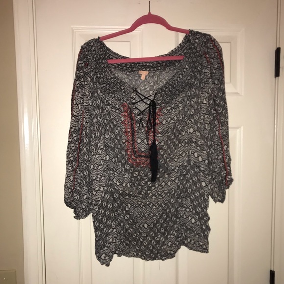 Gibson Latimer Tops - Short sleeve lace up front top Gibson Latimer Tops - Short sleeve lace up front top